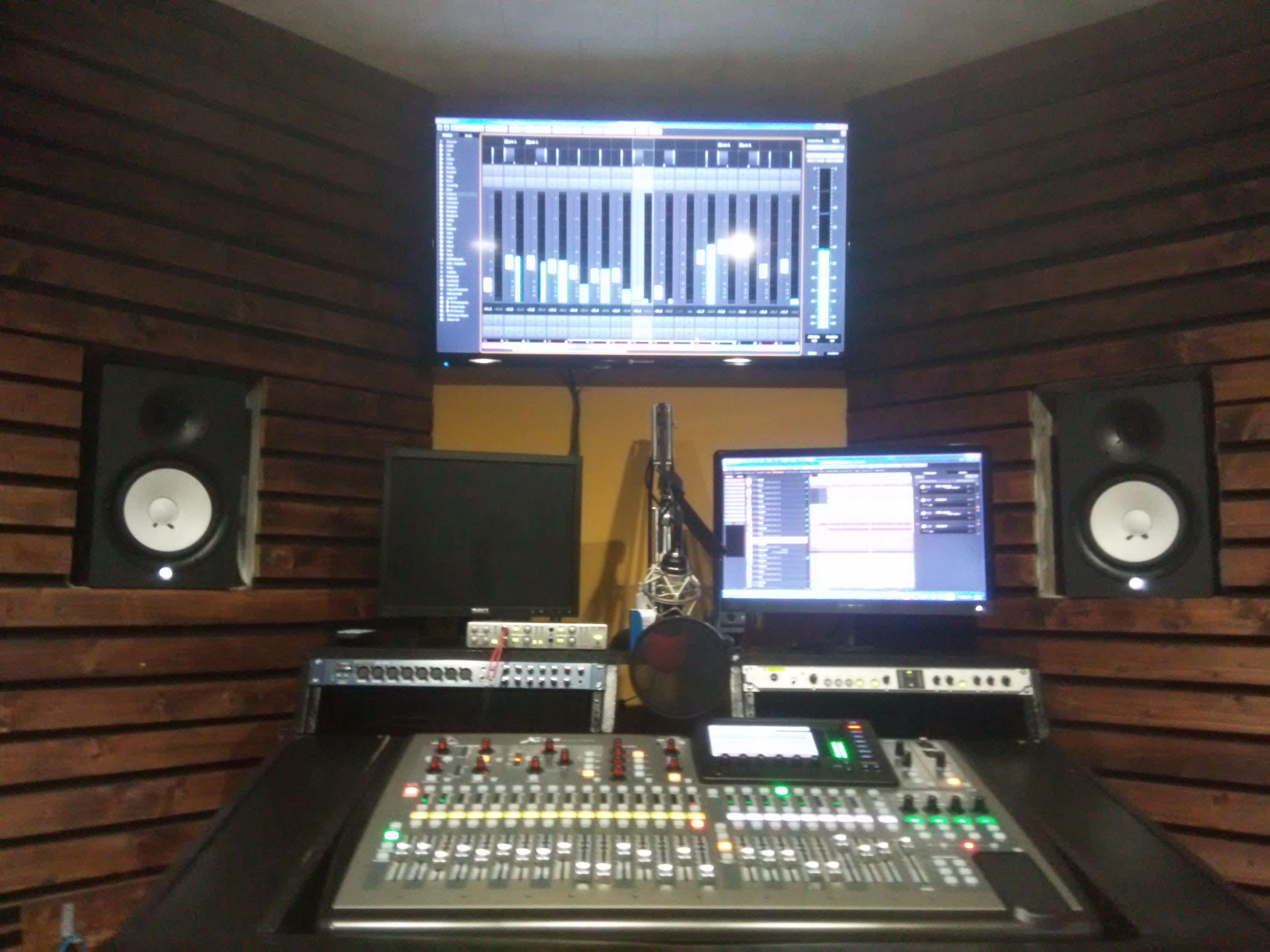 Houze Of Phat Winston Salem, NC Recording Studio